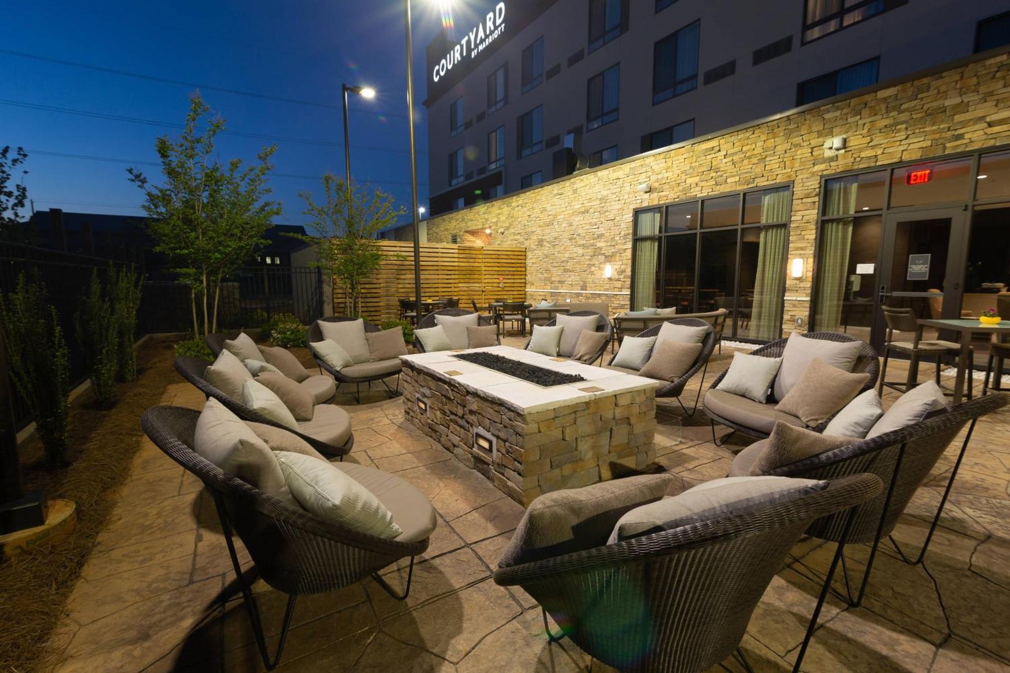 Courtyard By Marriott Cartersville Exterior foto